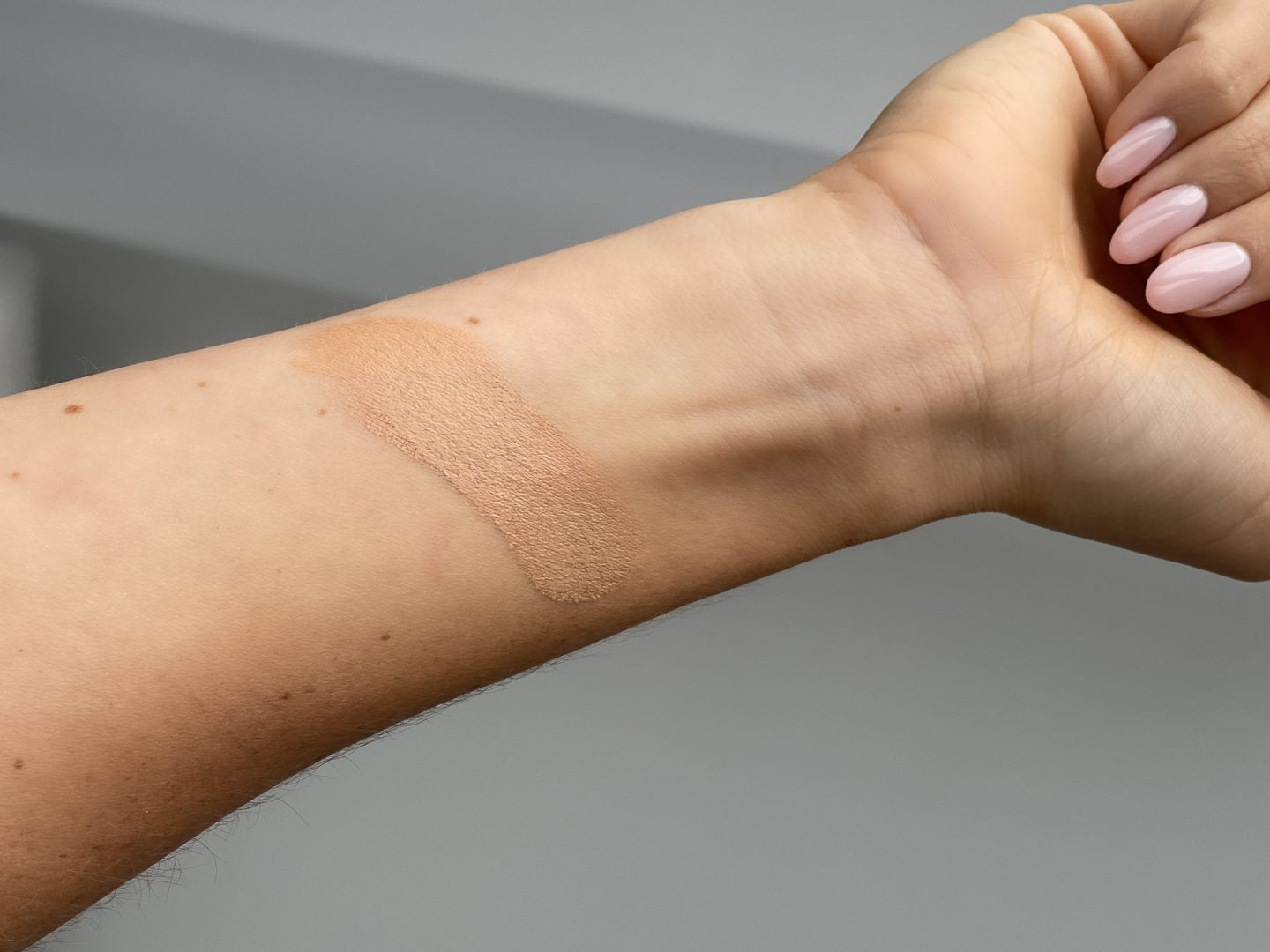 armani luminous silk swatch shade 5.75