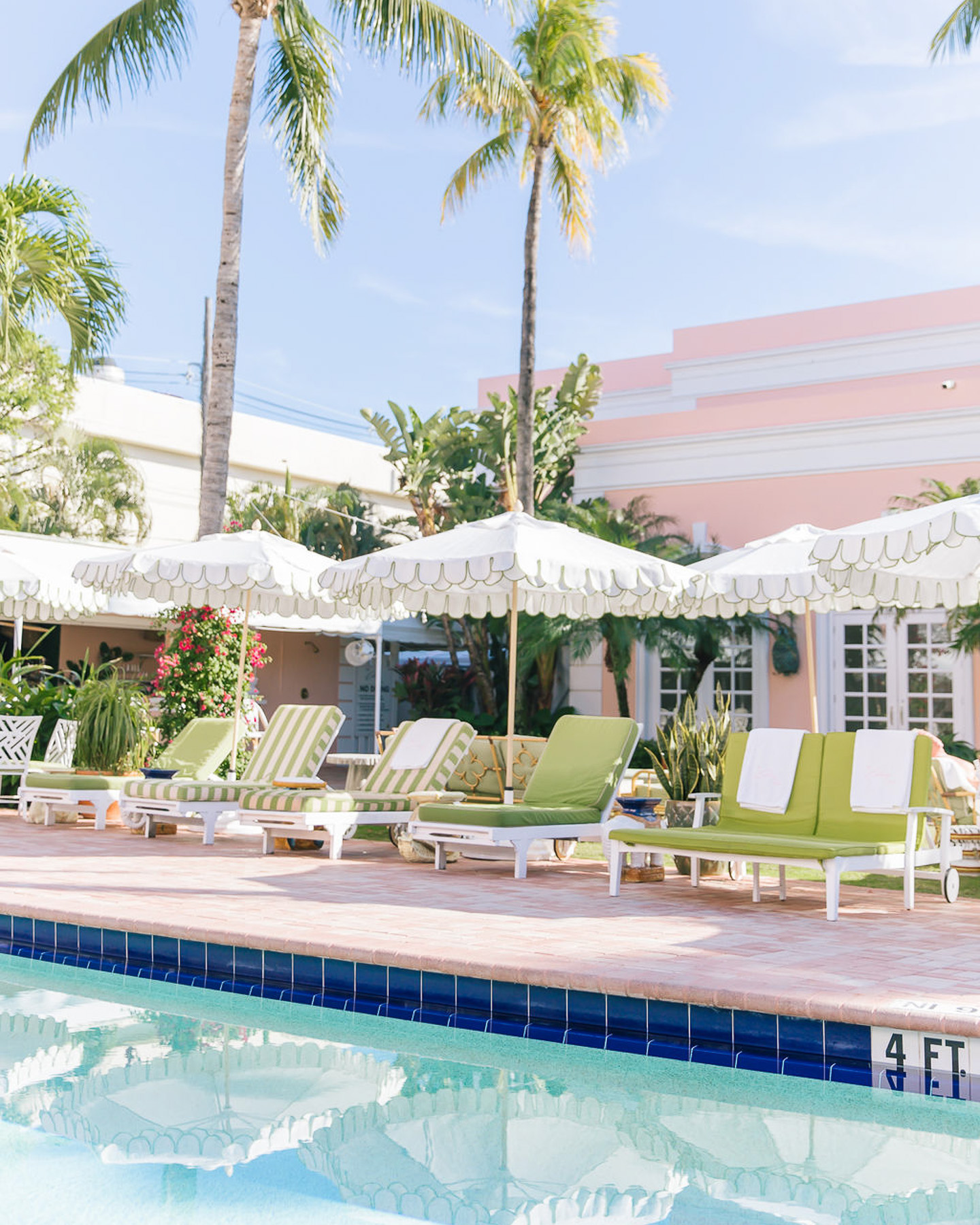 the colony palm beach pool the colony palm beach pool