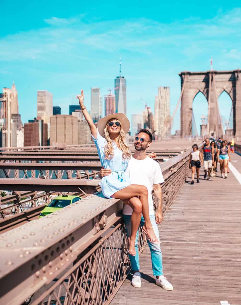 brooklyn bridge couple photo nyc