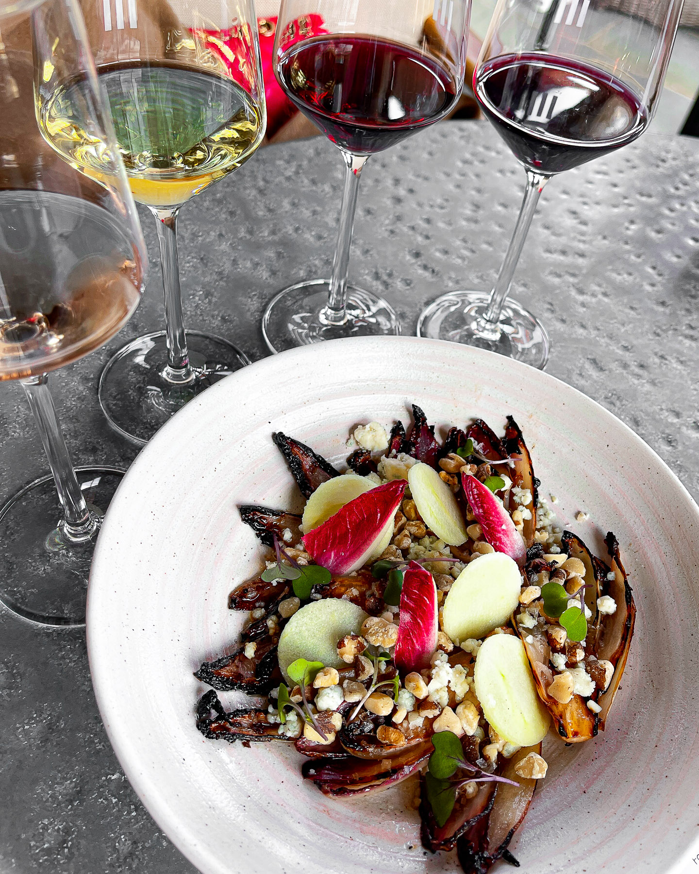 early mountain vineyard charlottesville virginia