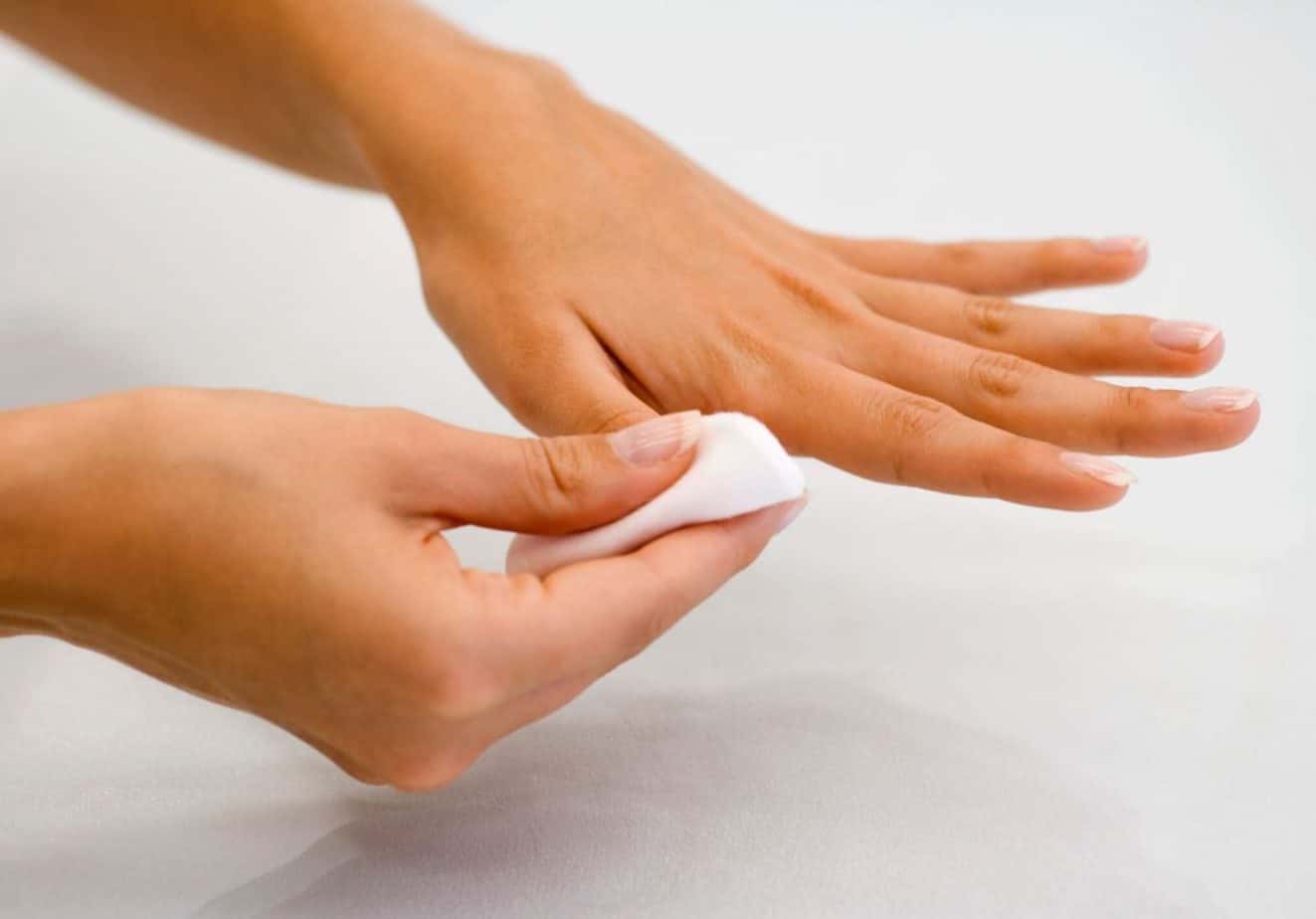 how to remove shellac at home