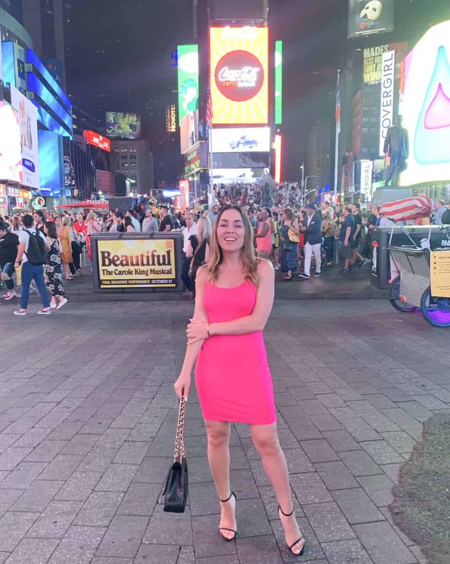 Times Square girls weekend in nyc Times Square girls weekend in nyc