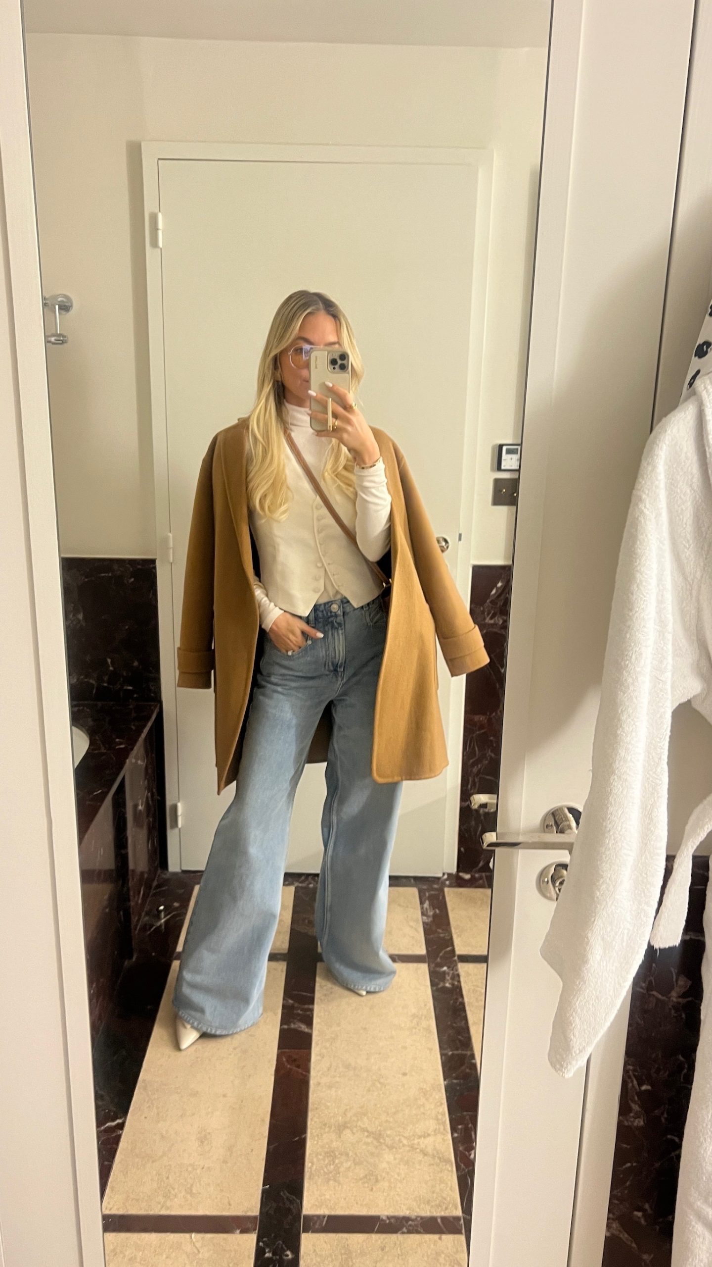Wide Leg Jeans with coat How To Style Wide Leg Jeans