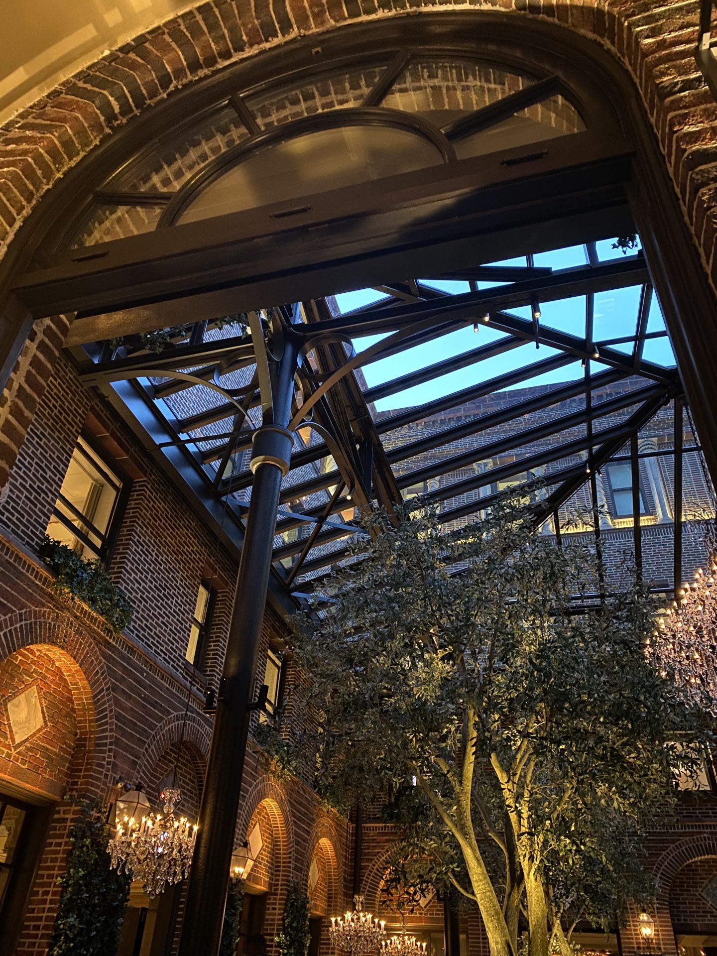 Chicago Girls Trip inside of restoration hardware chicago