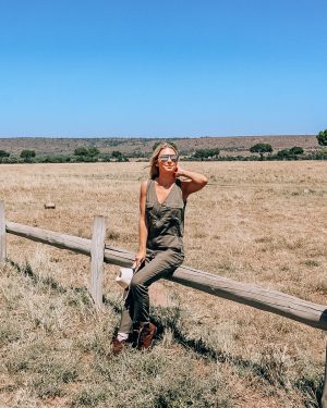 safari outfit for women