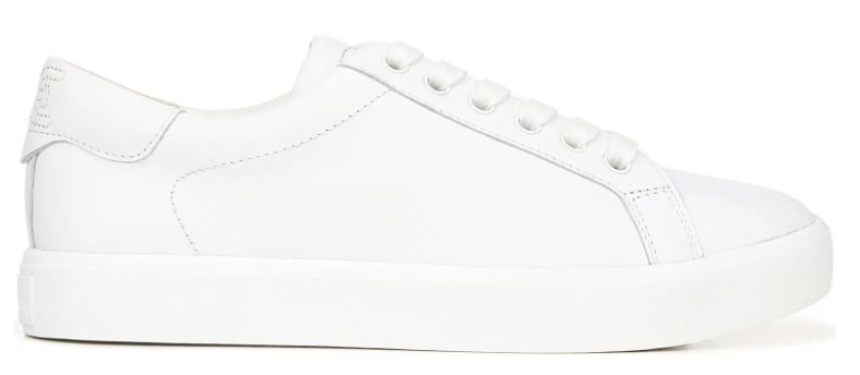 White Sneakers for travel White Sneakers for travel