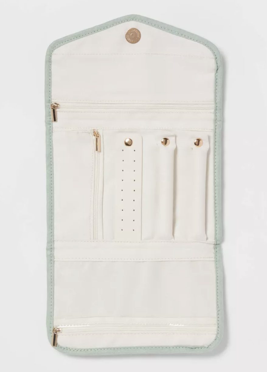 Folding Travel Accessory Organizer Folding Travel Accessory Organizer