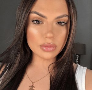 summer makeup with glossy lips summer makeup with glossy lips