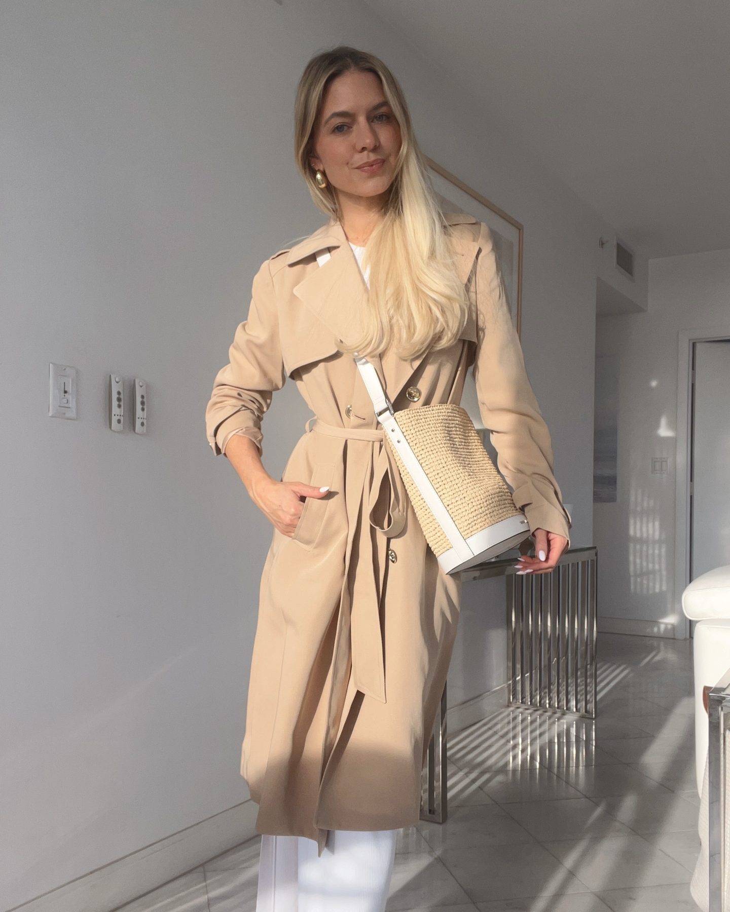 NYC spring and summer outfit - trench coat for the rain