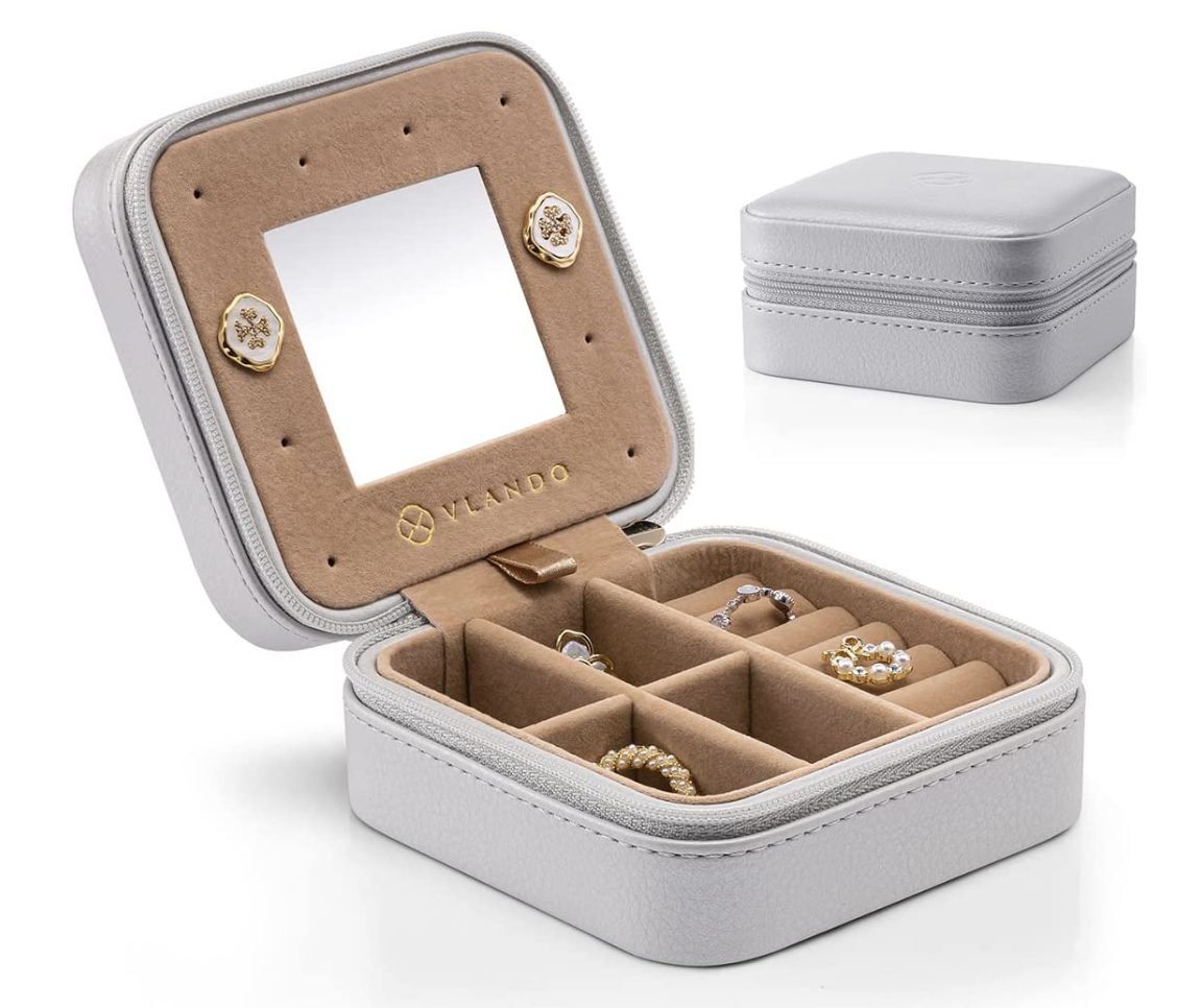 Jewelry Organizer Jewelry Organizer | travel essentials for women