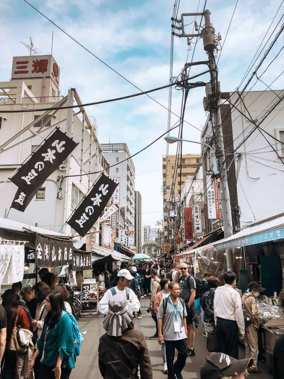 tokyo itinerary Tsukiji fish market tokyo itinerary